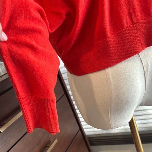 Woman's Old Navy Red/Orange Cropped Shrug/Cardigan. Size XS - Picture 4 of 5